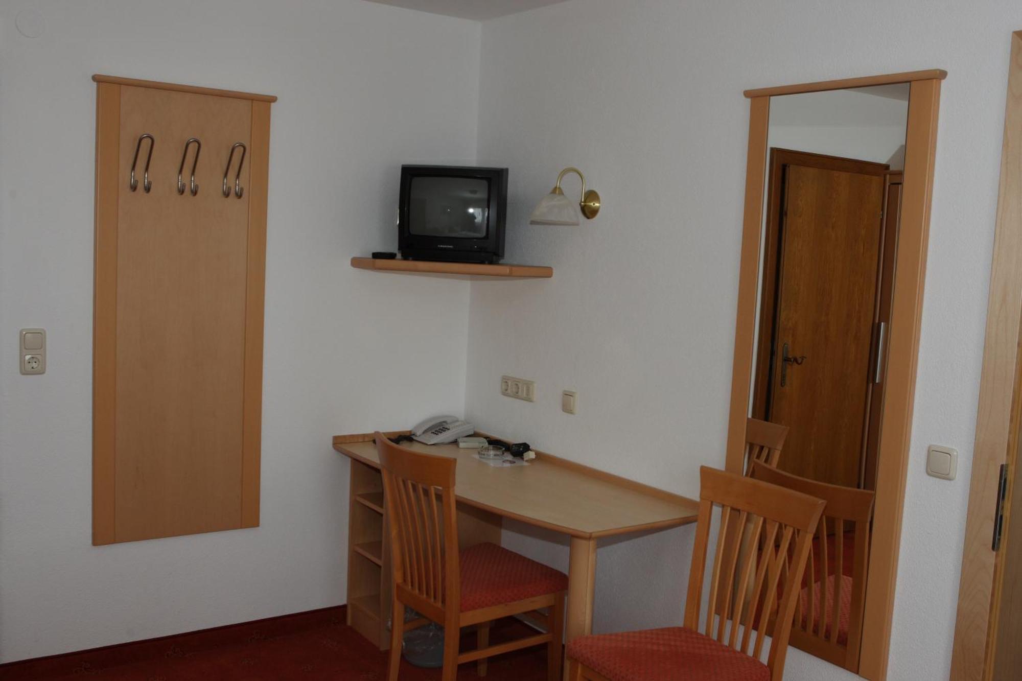 Hotel Garni Sonnenheim 피스 외부 사진