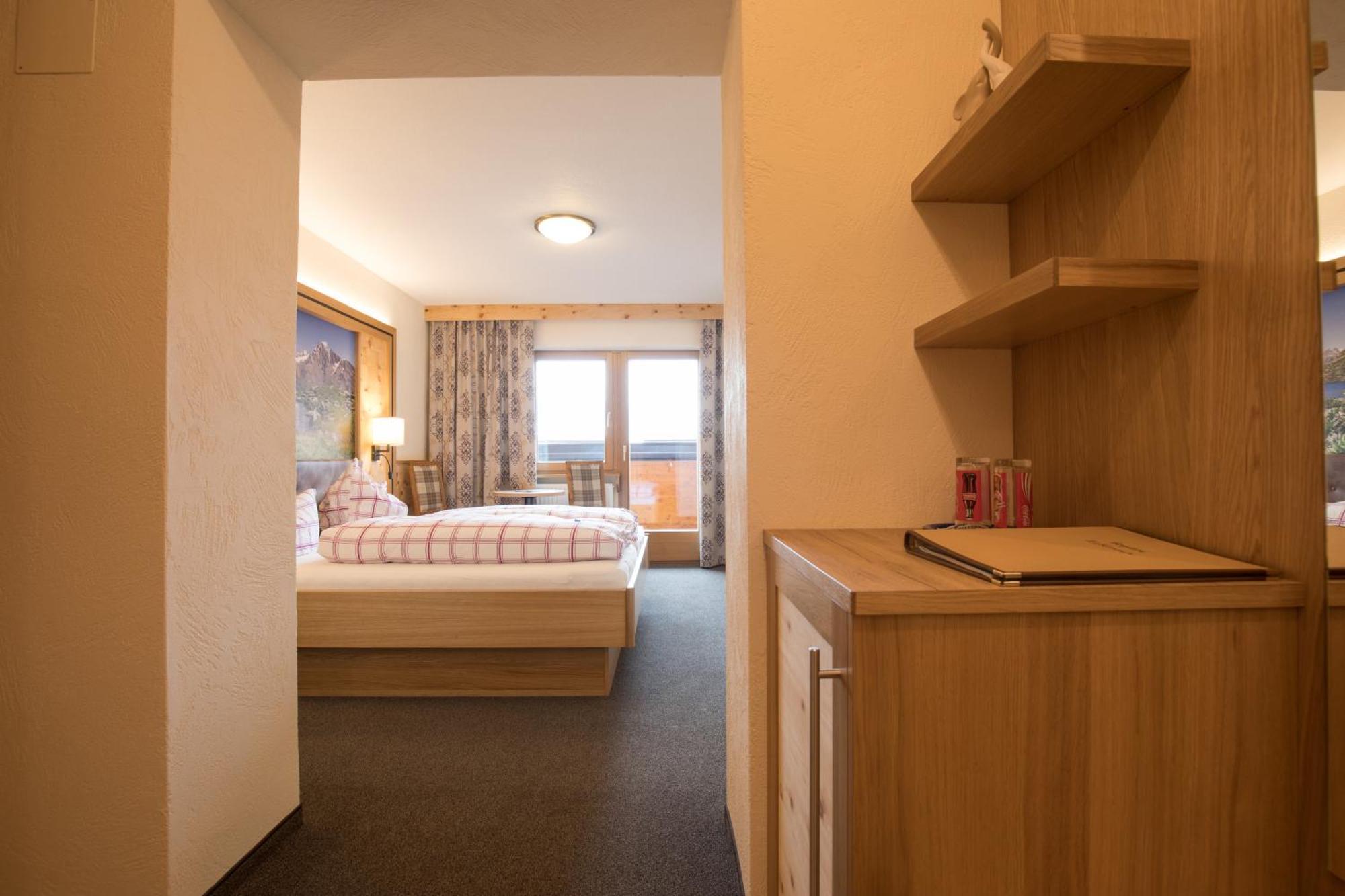 Hotel Garni Sonnenheim 피스 외부 사진