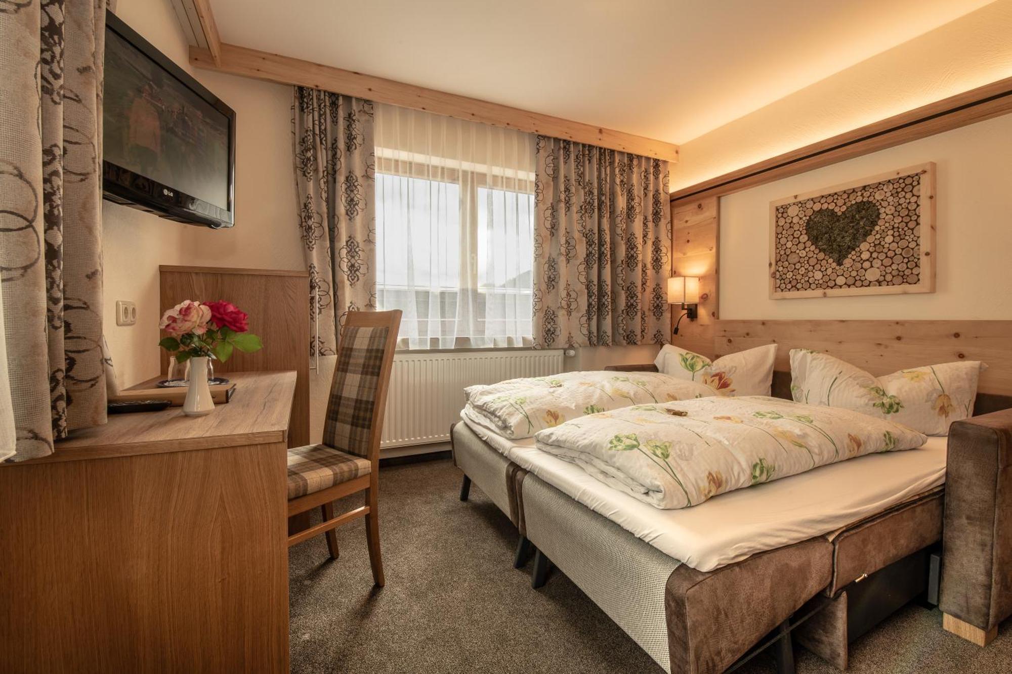 Hotel Garni Sonnenheim 피스 외부 사진